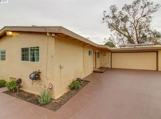 2250 Brookhaven Ct, San Pablo, CA 94806
