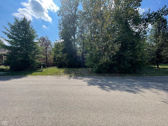 4th image of 3105 W Brenwick Ln