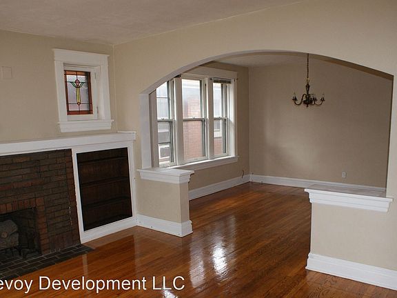 2nd image of 5847 S Kingshighway Blvd #1