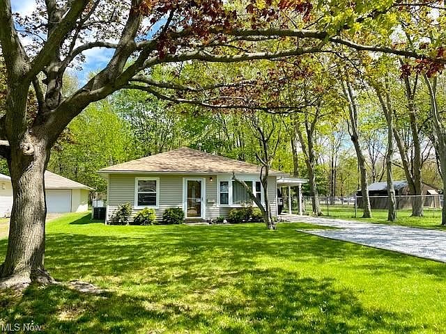 1st image of 4607 Willowbrook Dr