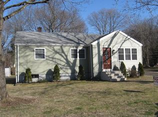 30 Virginia Rd, East Haven, CT 06512