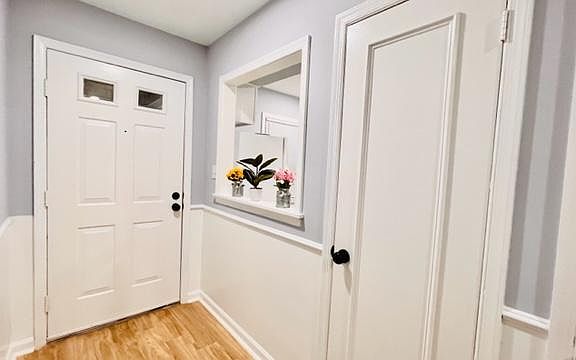 3rd image of 101 Scott Ln #101