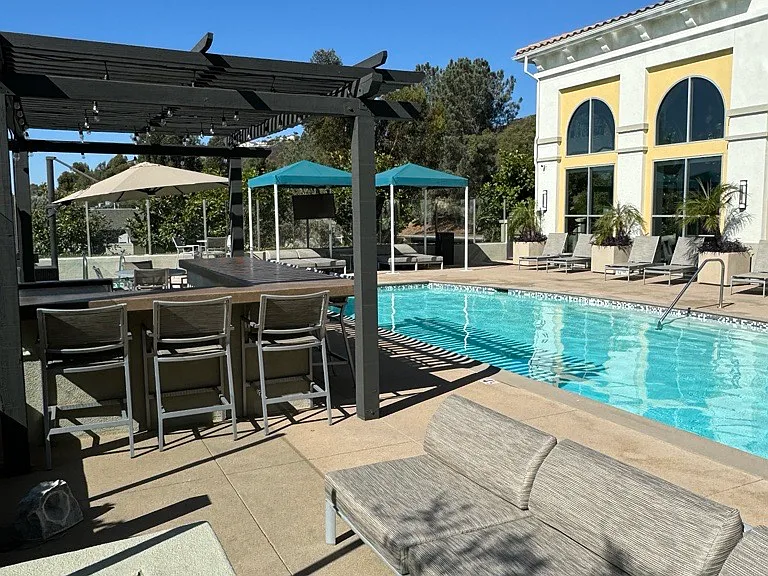 Solterra Ecoluxury Apartments — Photo 27