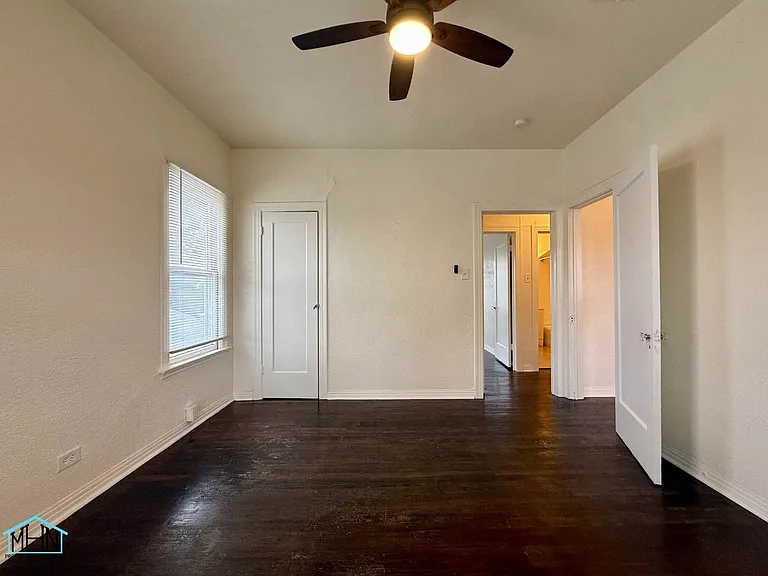 1346 Fulton Ave — Photo 16