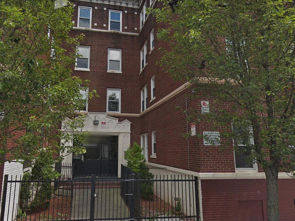 1st image of 760 S Orange Ave