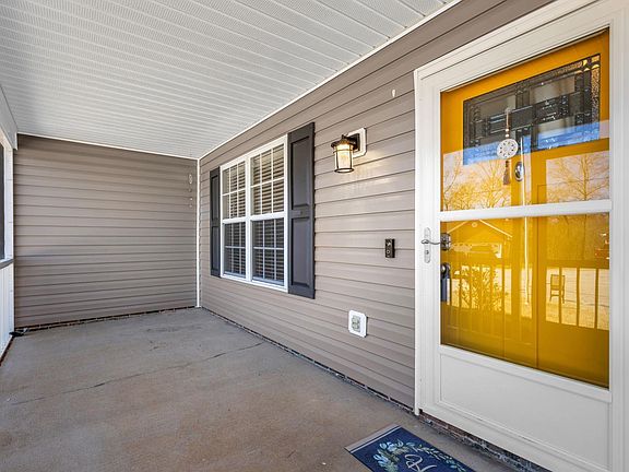 4th image of 15 Waterthrush Way