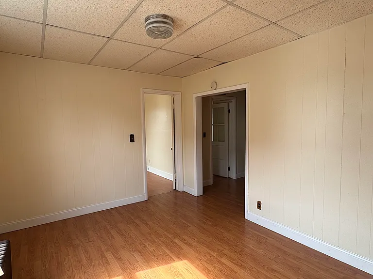 16 Cutler St #2 — Photo 6