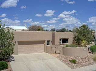 1051 Joshua Dr SE, Rio Rancho, NM 87124