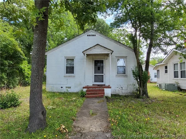 315 Highland Ave, Fayetteville, NC 28305