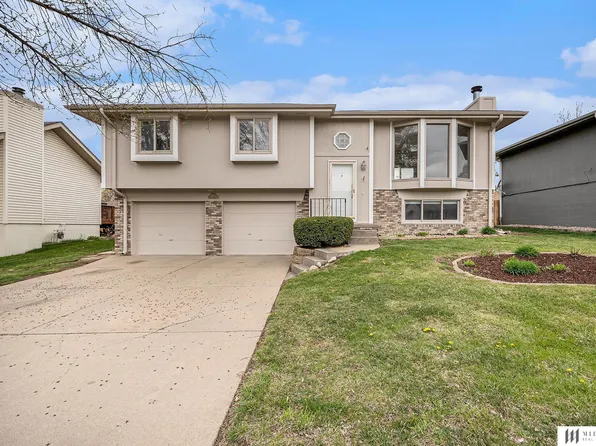 8120 S 152nd St, La Vista, NE 68138