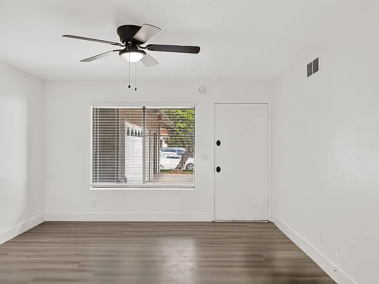 844 N Morgan St #A — Photo 3