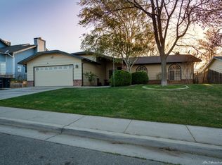 1125 Hickory Ave, Tehachapi, CA 93561
