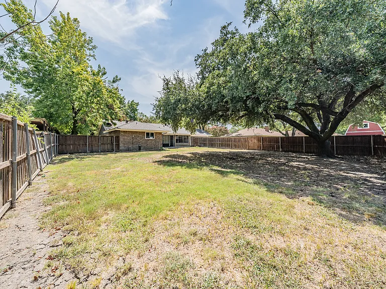 111 Ashe Bend Dr — Photo 4