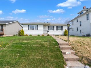 1413 30th Ave, Moline, IL