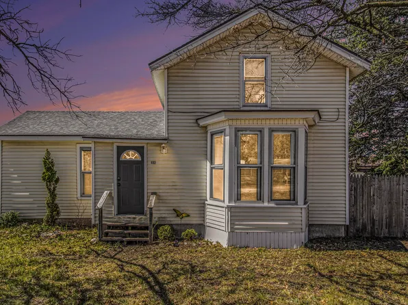 132 S Dekraft Ave, Big Rapids, MI 49307