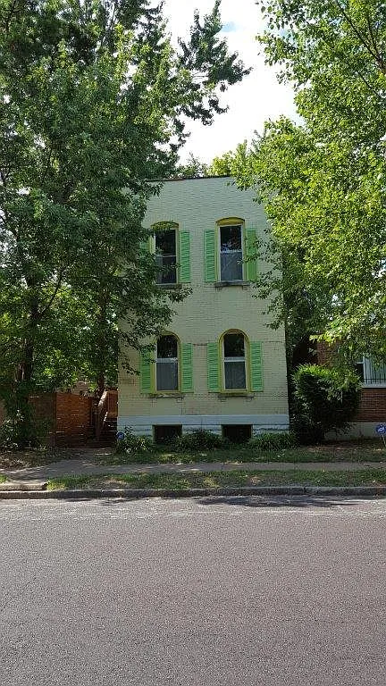 3208 Miami St photo 1