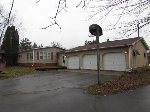 8605 R Dr S, Burlington, MI 49029