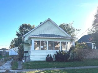 810 W Market St, Taylorville, IL 62568