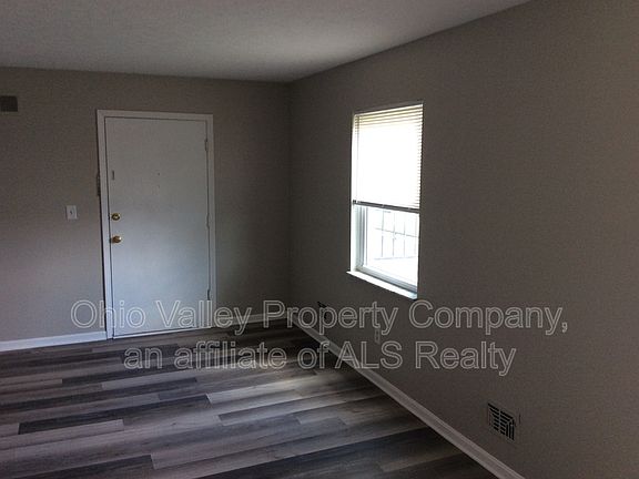 3rd image of 3334 Breckenridge Ln APT 3