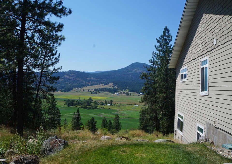 2nd image of 230 Shiloh Hill Way