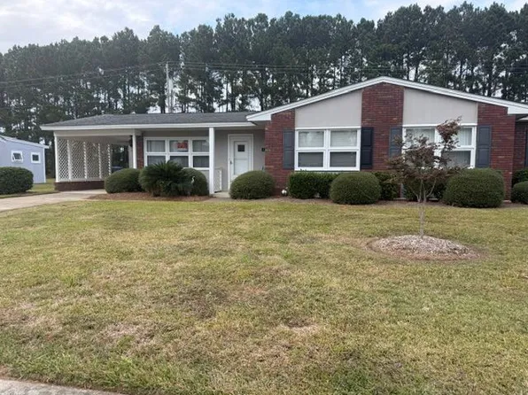 811 Pampas Dr, Myrtle Beach, SC 29577