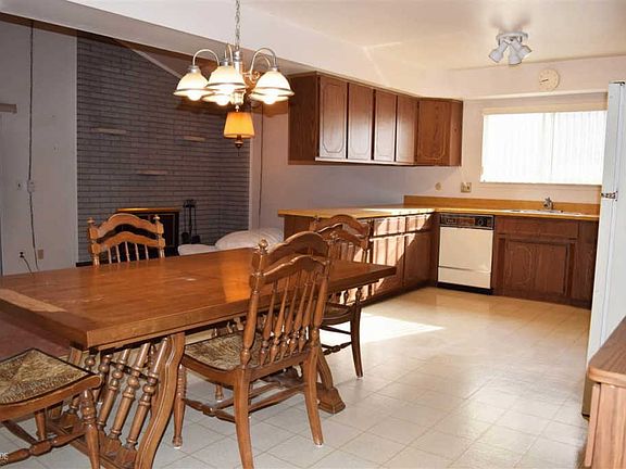 5th image of 14137 Irvington Dr
