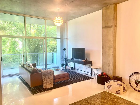 130 Arizona Ave NE UNIT 114