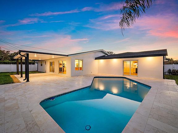 2nd image of 1607 Seabrook Road