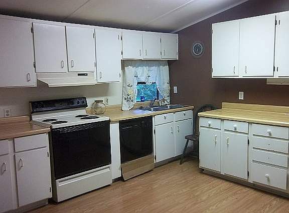 2nd image of 3441 S Pine Ave