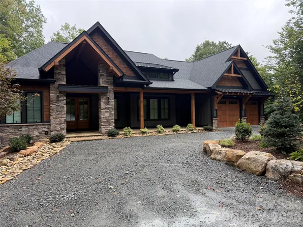 110 Atisvgi Ct, Brevard, NC 28712