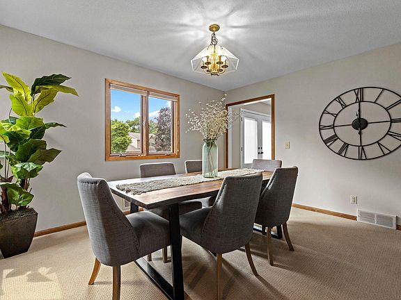 5th image of 6820 Harold Ave