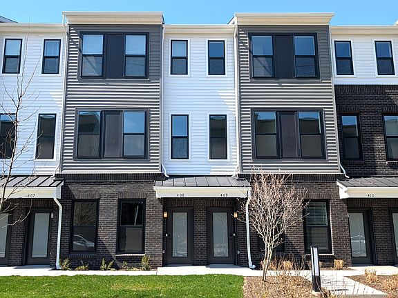2nd image of 400 Willow Ave