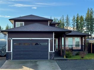 698 Eagle View Pl, Campbell River, BC V9W 0B2