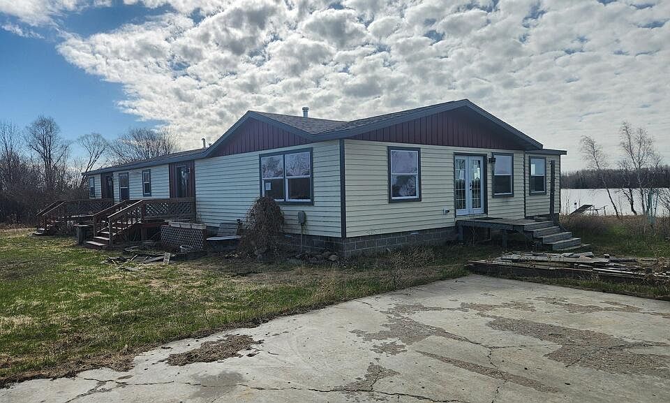 2nd image of 10240 Klondike Dr N