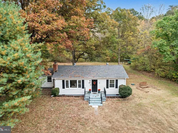 846 Borden Rd, Bumpass, VA 23024