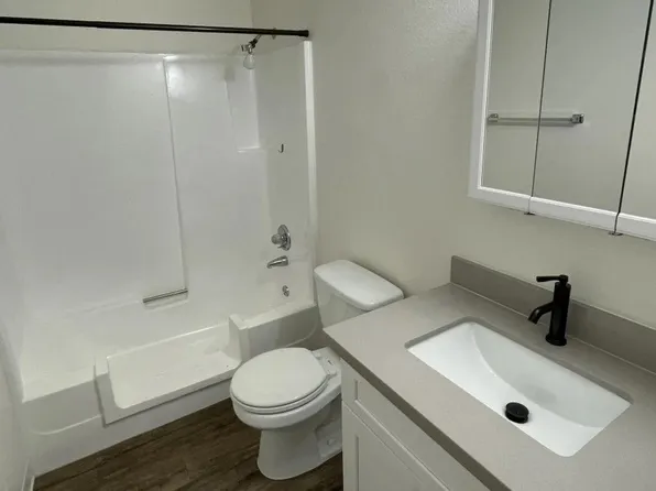 Parkside, 700 W Maple St APT F1, Monroe, WA 98272