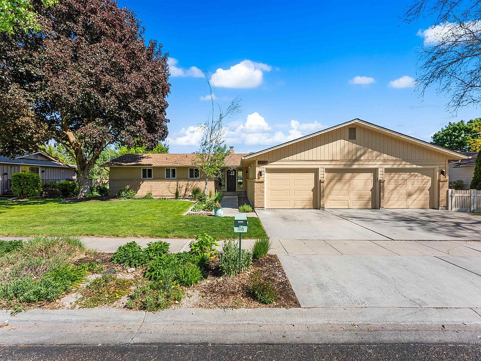1st image of 1116 N Eagle Hills Way
