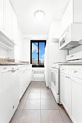 Rented by Olnick Organization