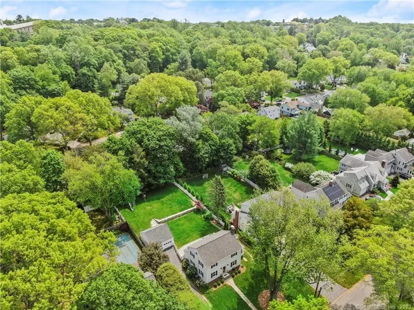 146 Lawrence Road, Fairfield, CT 06824