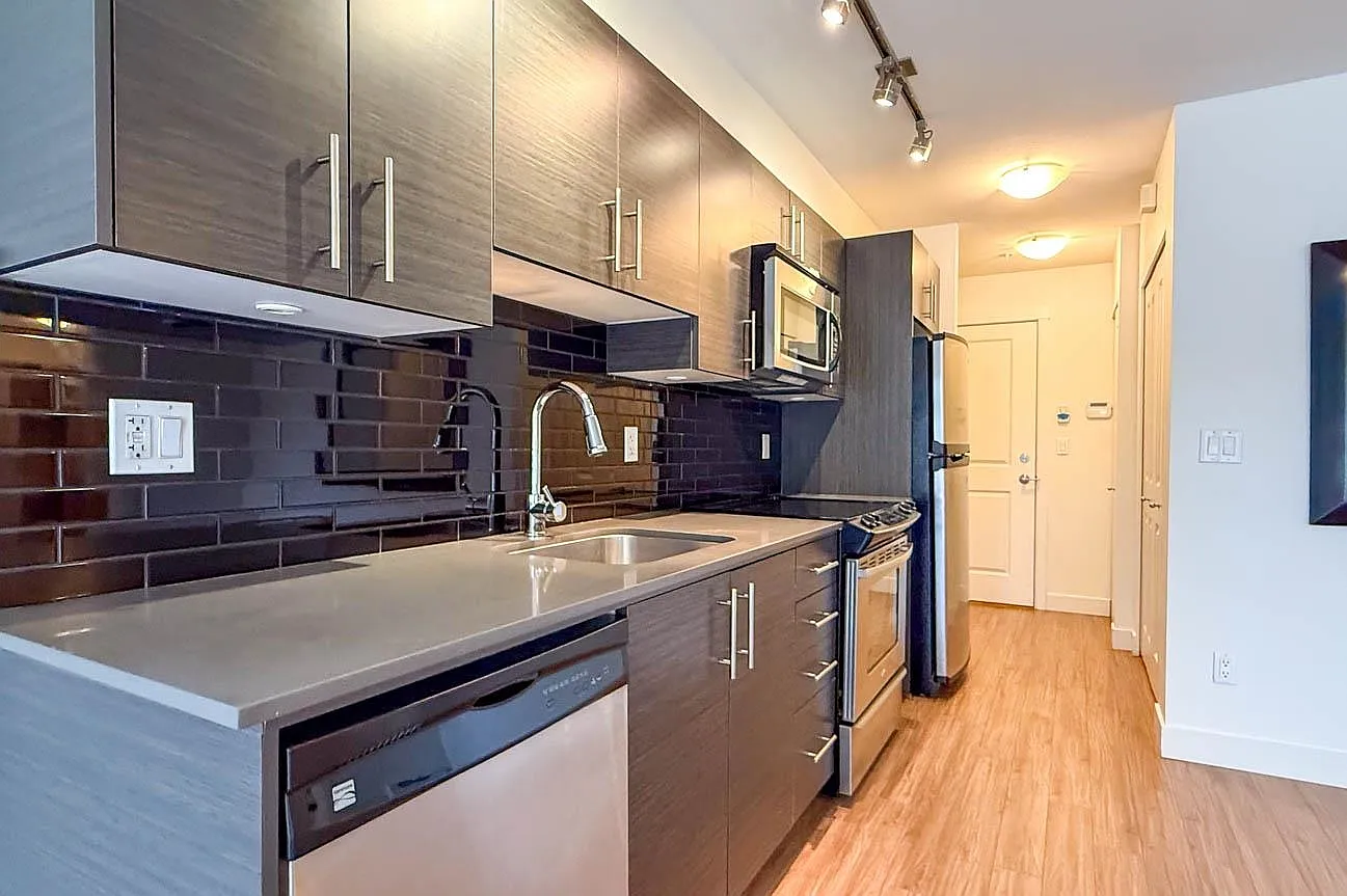 1 bed, 560 sqft, $2,450 — Photo 4