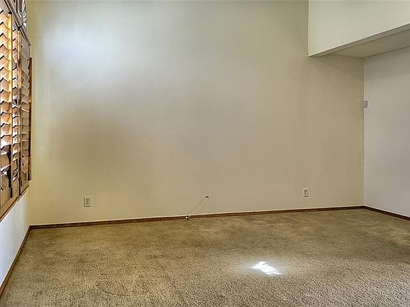 4th image of 1301 Morgan Marie St
