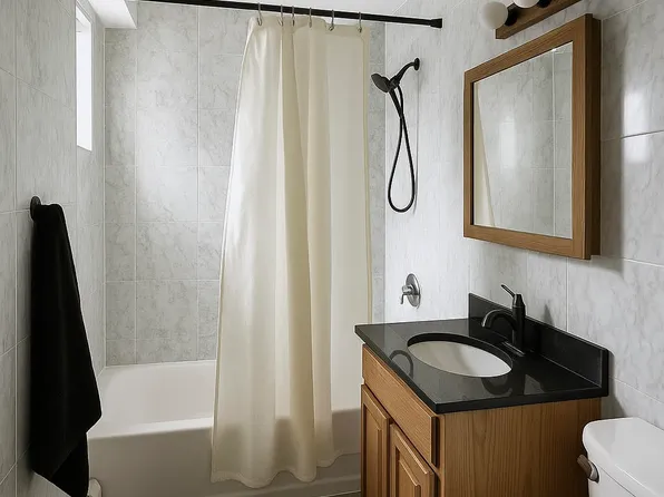 31 Monroe Street image 7 of 9