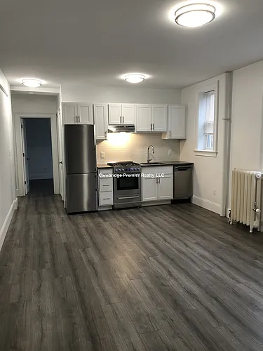 475 Highland Ave #6 Photo 1