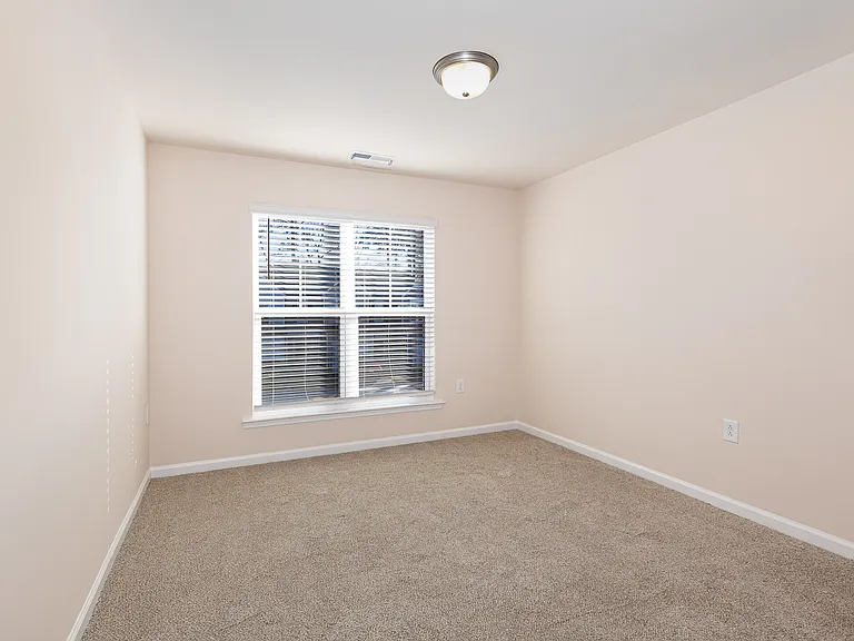 1009 Sycaten St — Photo 20