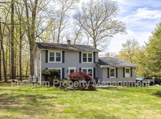 6197 Edwards Dr, Broad Run, VA 20137