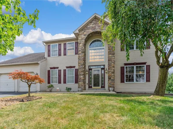 124 Penrose Ave, Blandon, PA 19510