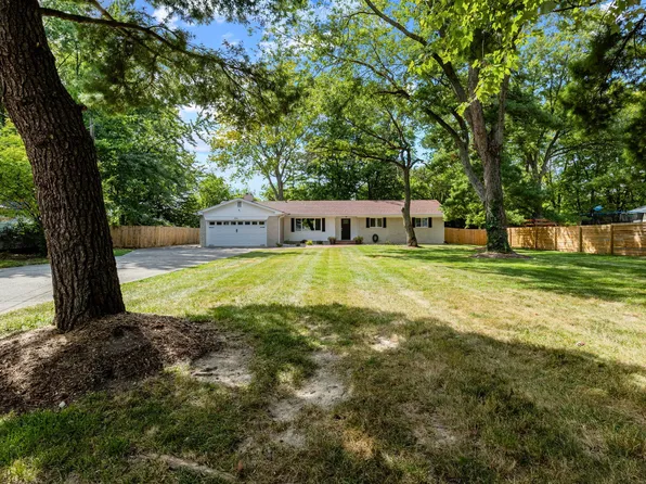 206 Cossell Dr, Indianapolis, IN 46224