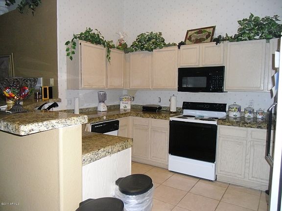 5th image of 2201 W Rockrose Pl