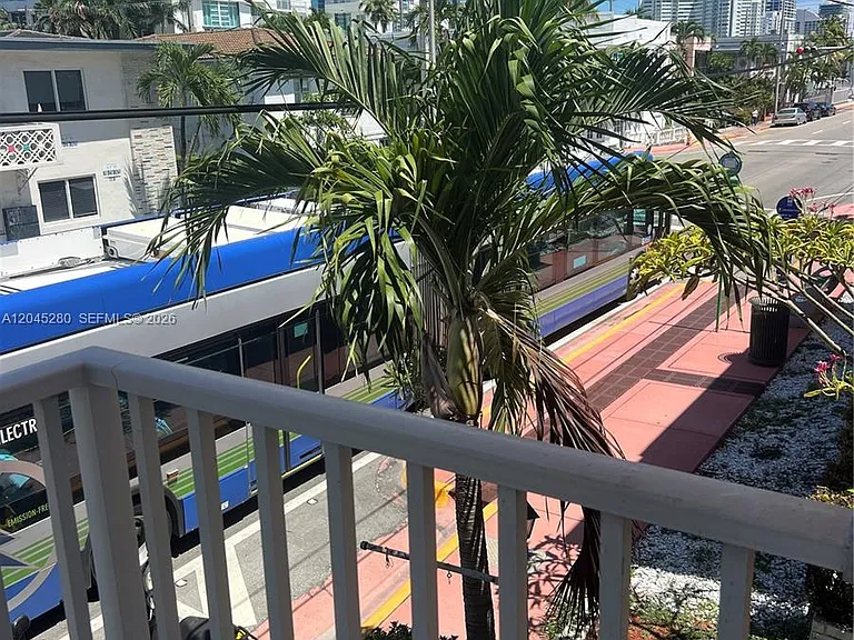 7720 Harding Ave #8 — Photo 11