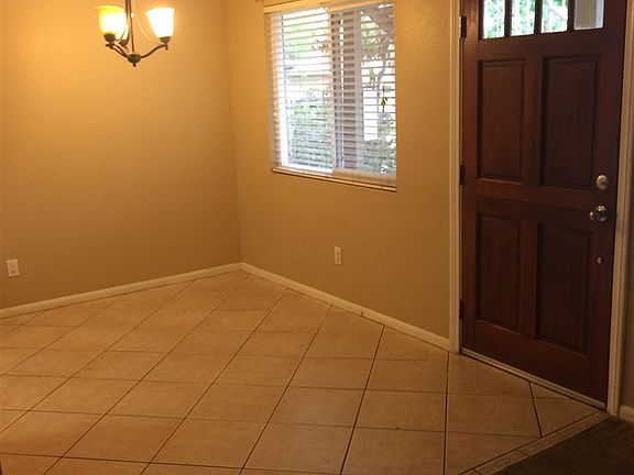 4th image of 2041 E Grand Ave Unit 2